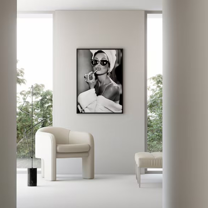 Audrey Hepburn Lipstick Canvas - đánh giá và giá Vintage Fashion Sketches